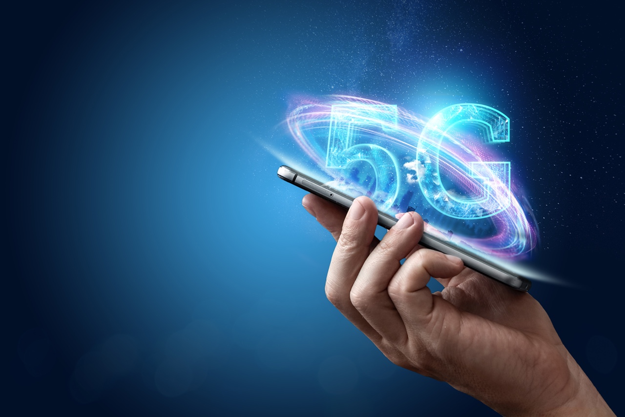 ڴ ڶйͨ5G ںӦ̬